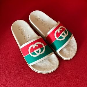 Gucci interlocking G slide sandals